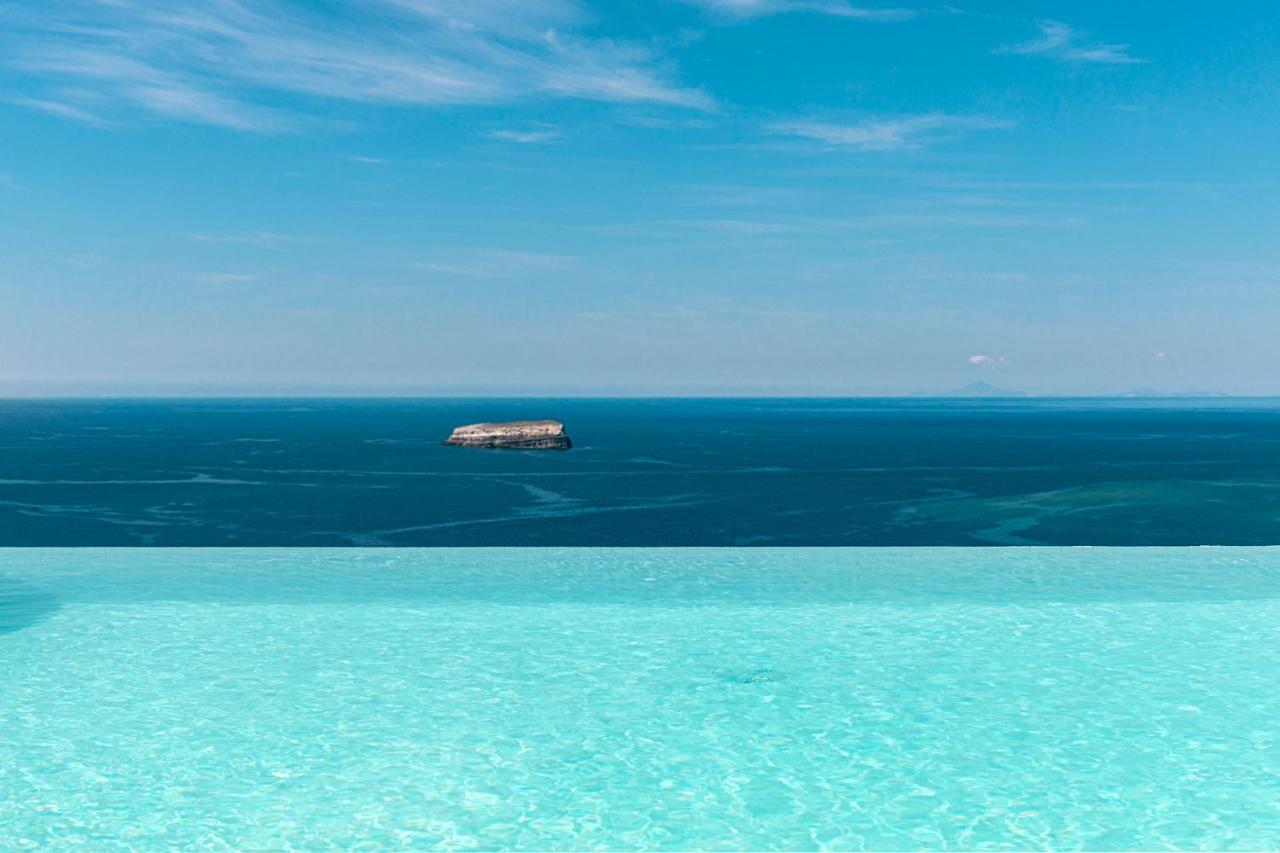 Grand View - Megalochori Santorini Aparthotel Exteriör bild